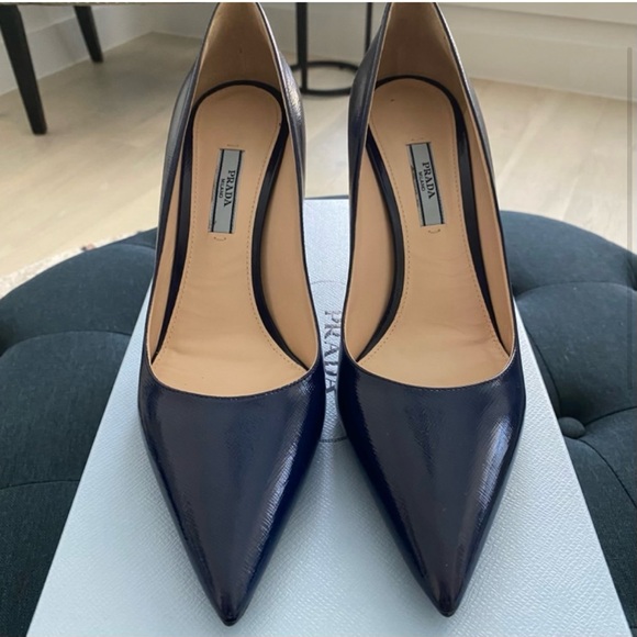 Prada Shoes - prada saffiano leather pump